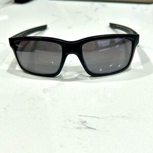Oakley Mainlink Polarized Sunglasses